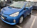 Thumbnail '2' of Toyota Prius C