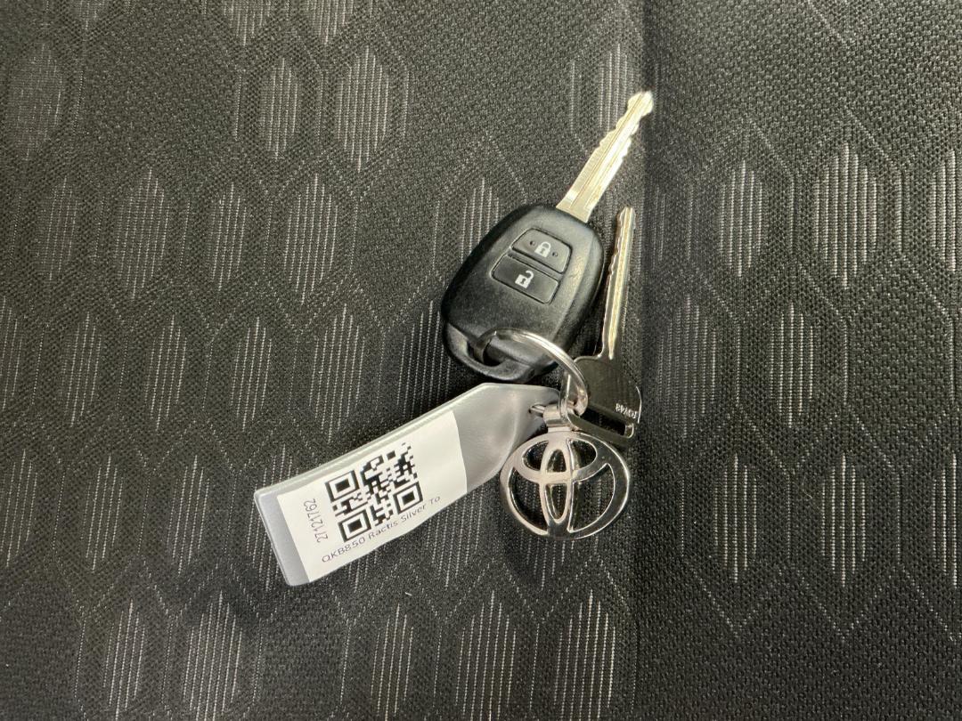 Photo '22' of Toyota Ractis