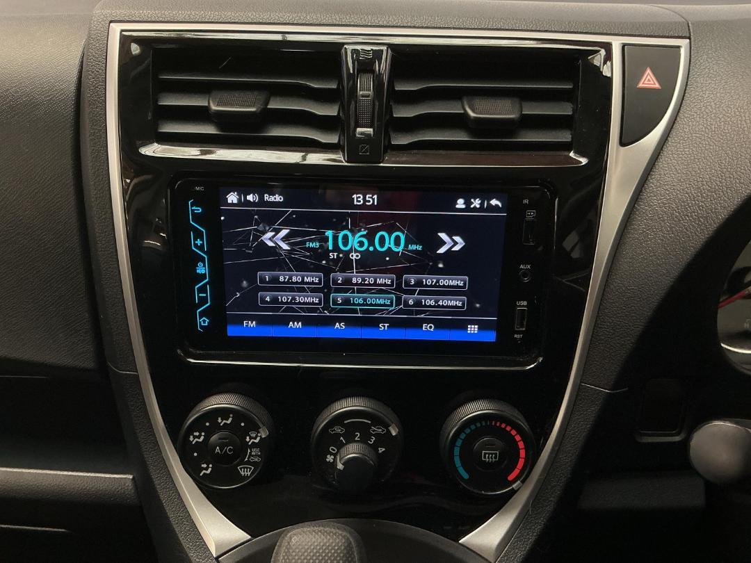 Photo '18' of Toyota Ractis