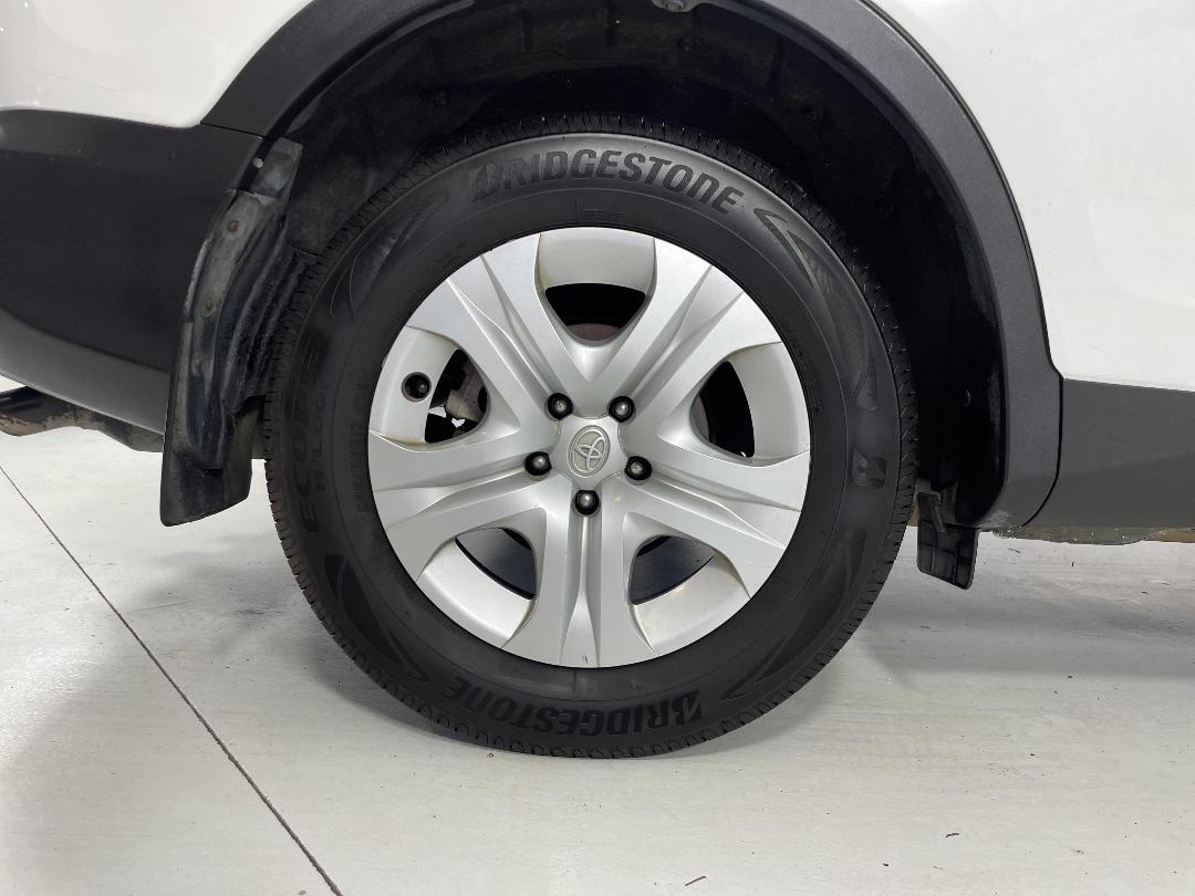 Photo '12' of Toyota Rav4