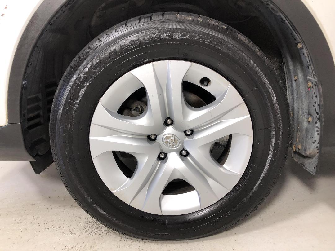 Photo '10' of Toyota Rav4