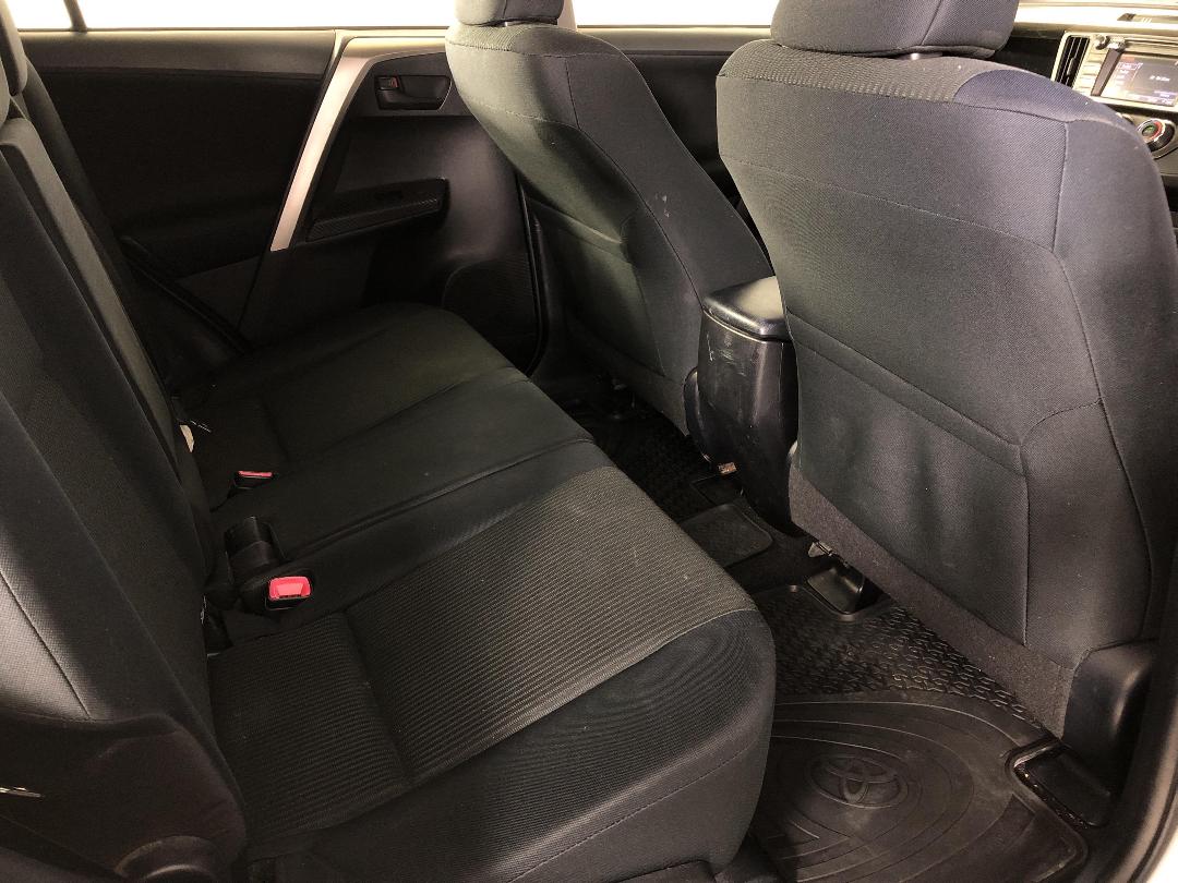 Photo '20' of Toyota Rav4