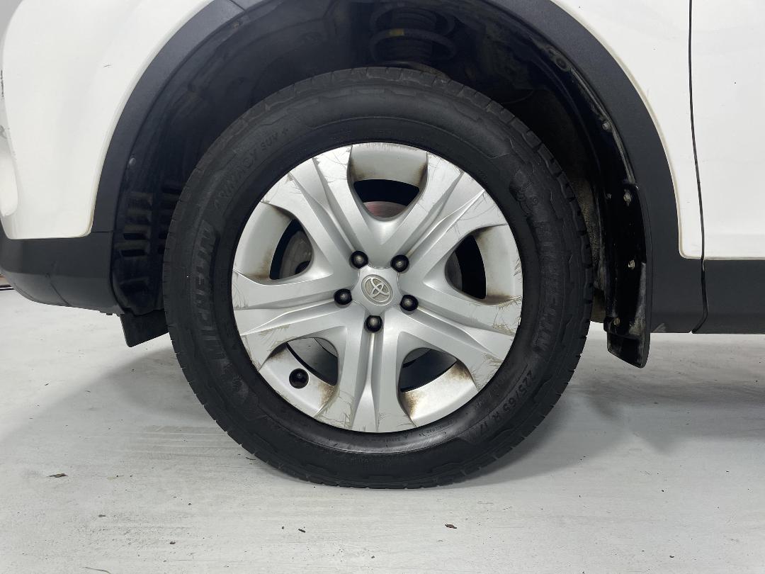 Photo '10' of Toyota Rav4