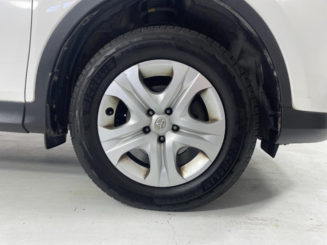 Photo '9' of Toyota Rav4