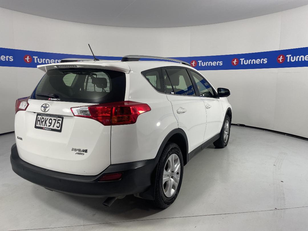 Photo '7' of Toyota Rav4