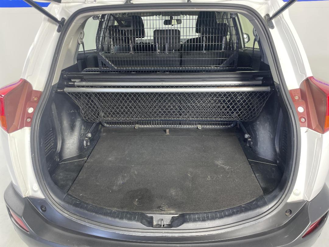 Photo '14' of Toyota Rav4