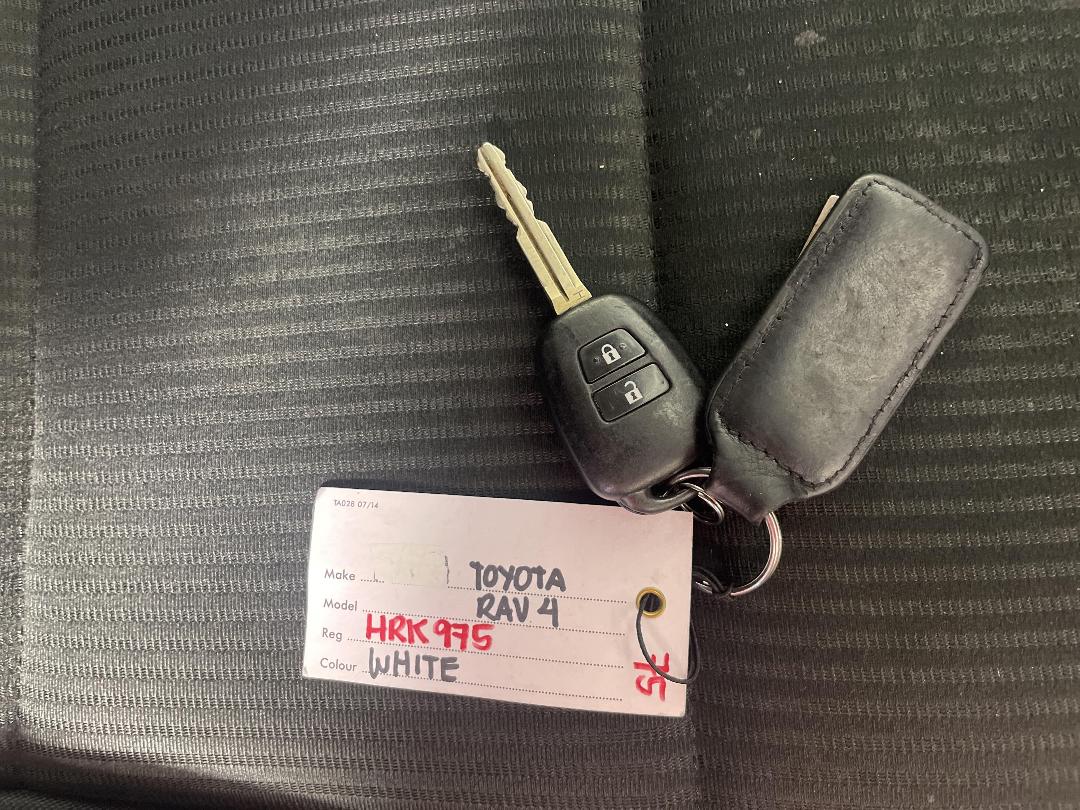 Photo '22' of Toyota Rav4