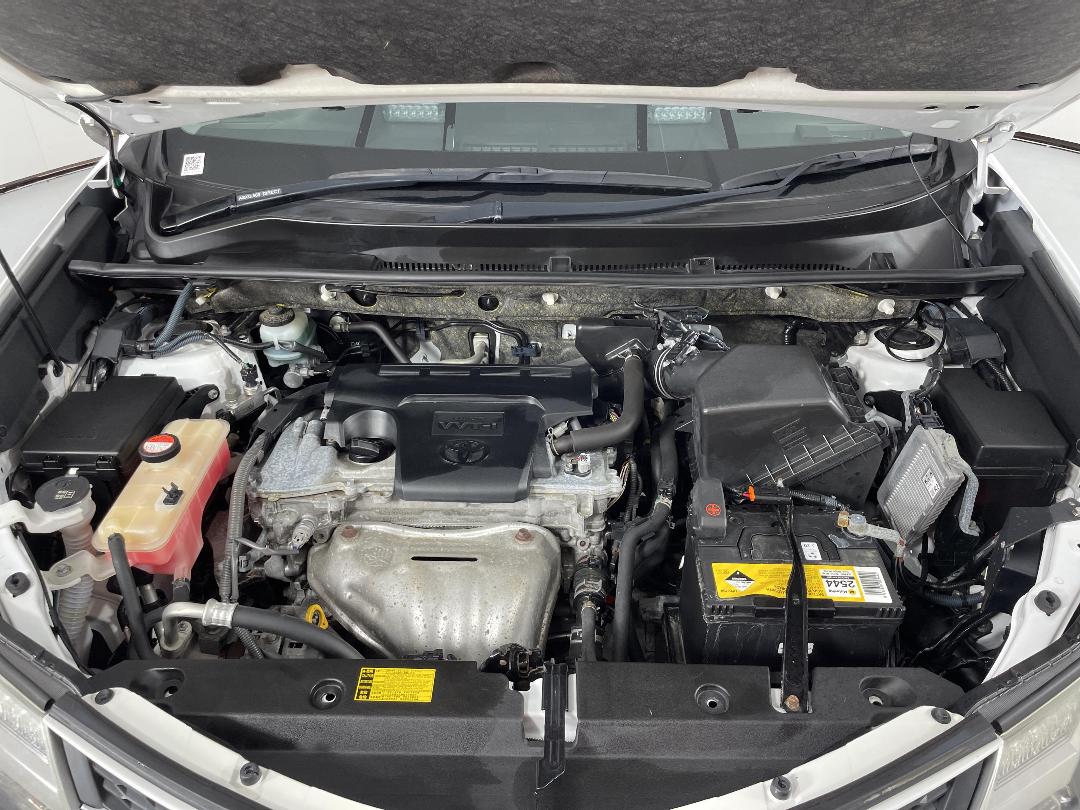 Photo '13' of Toyota Rav4