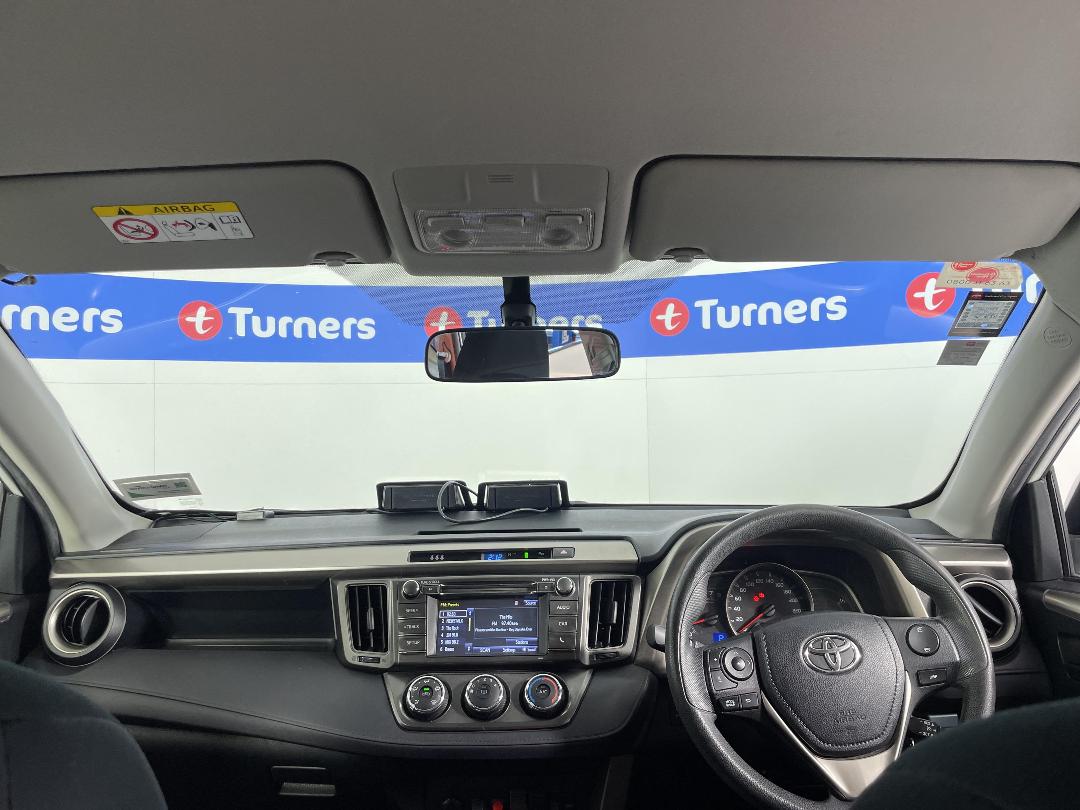 Photo '17' of Toyota Rav4