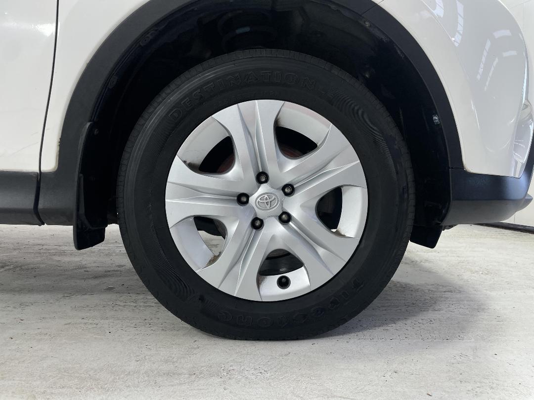 Photo '9' of Toyota Rav4