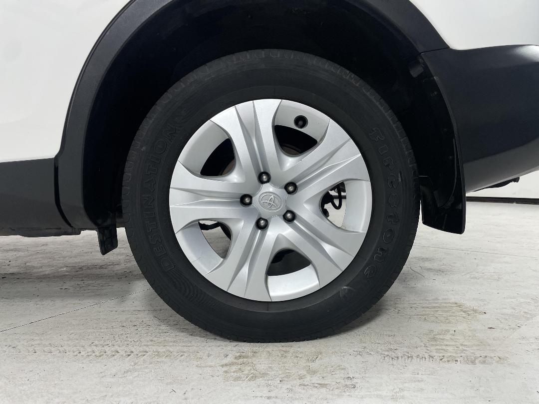 Photo '11' of Toyota Rav4