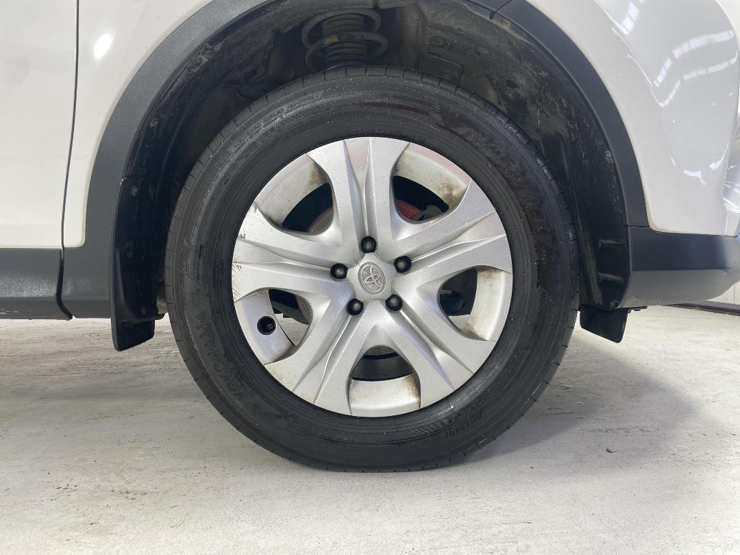 Photo '9' of Toyota Rav4