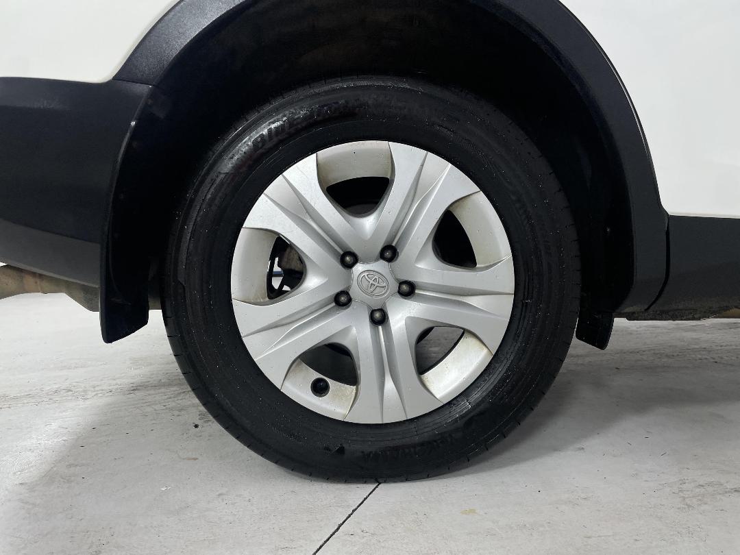 Photo '12' of Toyota Rav4