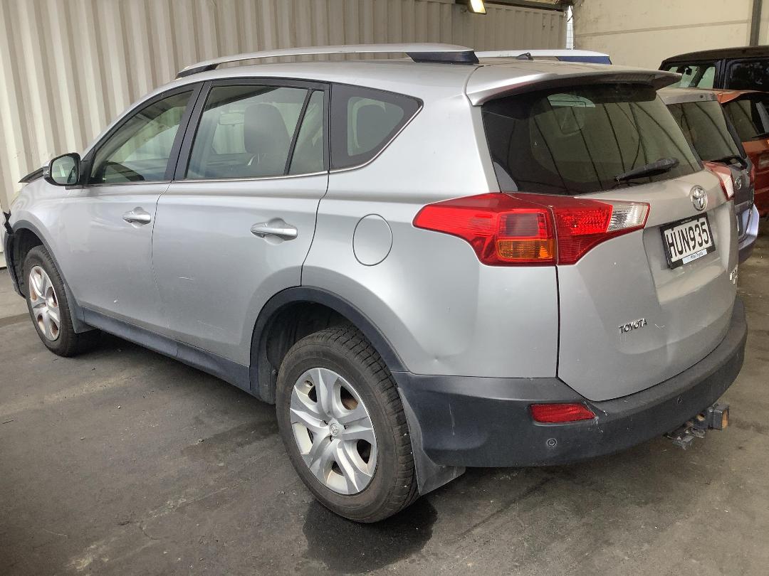 Photo '8' of Toyota Rav4 GX SUV Photo '8' of Toyota Rav4 GX SUV