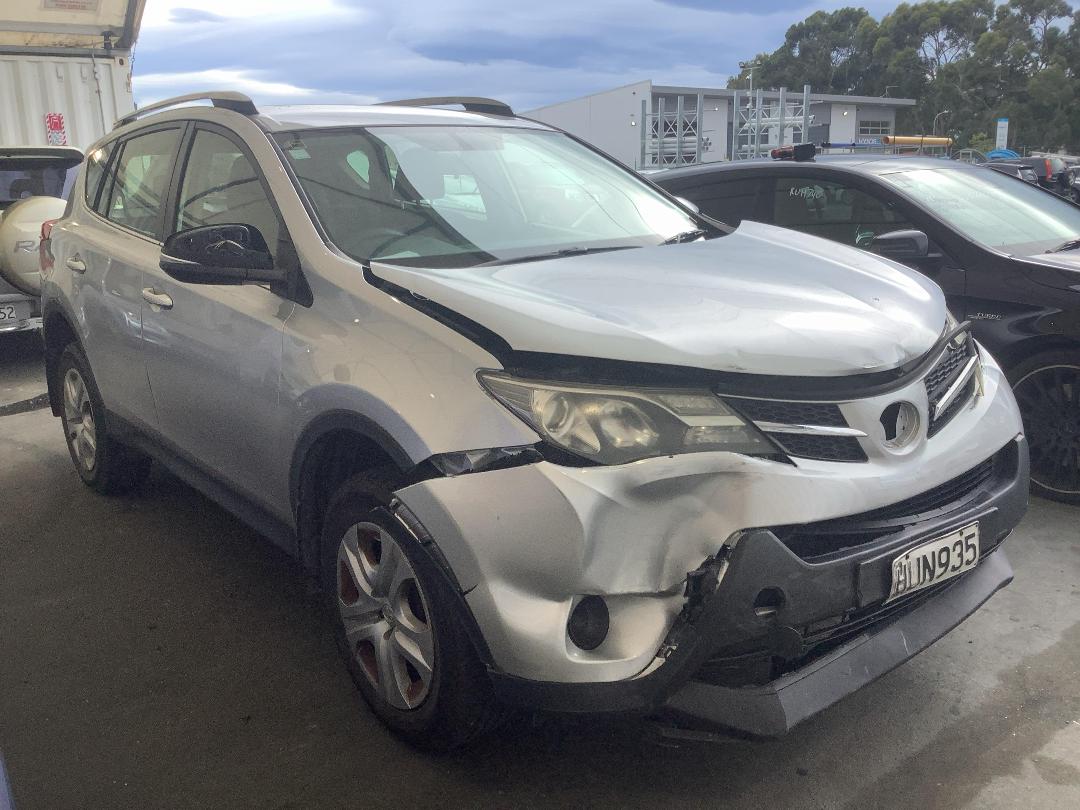 Photo '6' of Toyota Rav4 GX SUV Photo '6' of Toyota Rav4 GX SUV