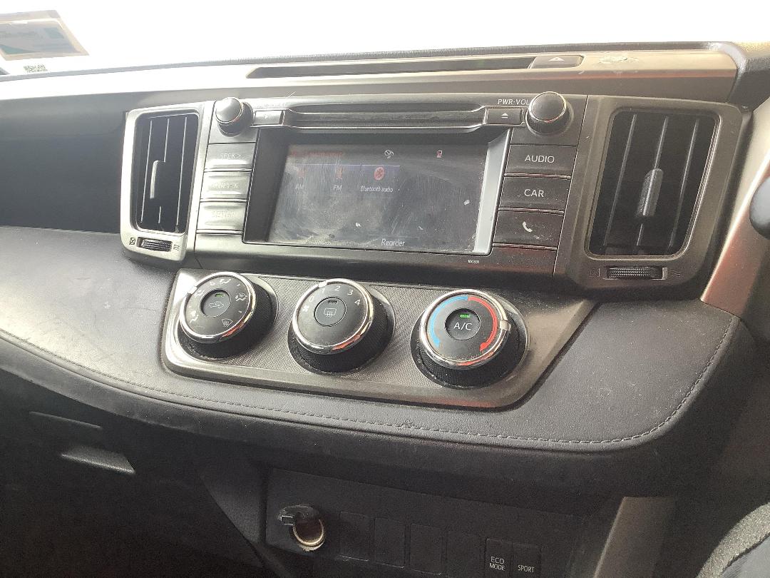 Photo '17' of Toyota Rav4 GX SUV Photo '17' of Toyota Rav4 GX SUV