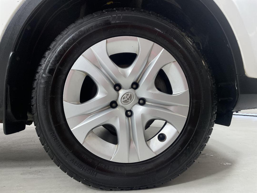 Photo '9' of Toyota Rav4