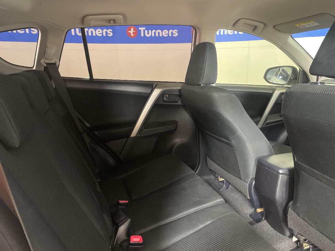 Photo '20' of Toyota Rav4