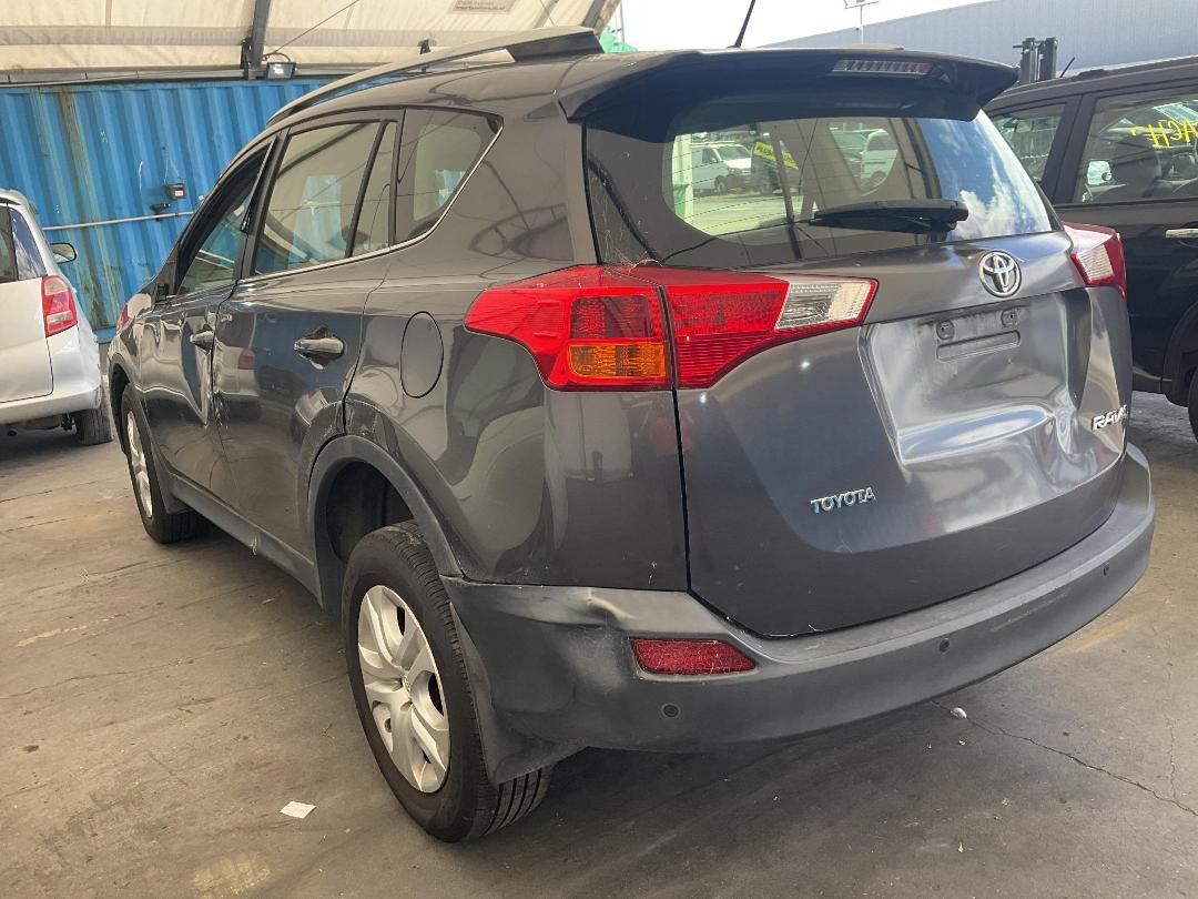 Photo '4' of Toyota Rav4 GX SUV