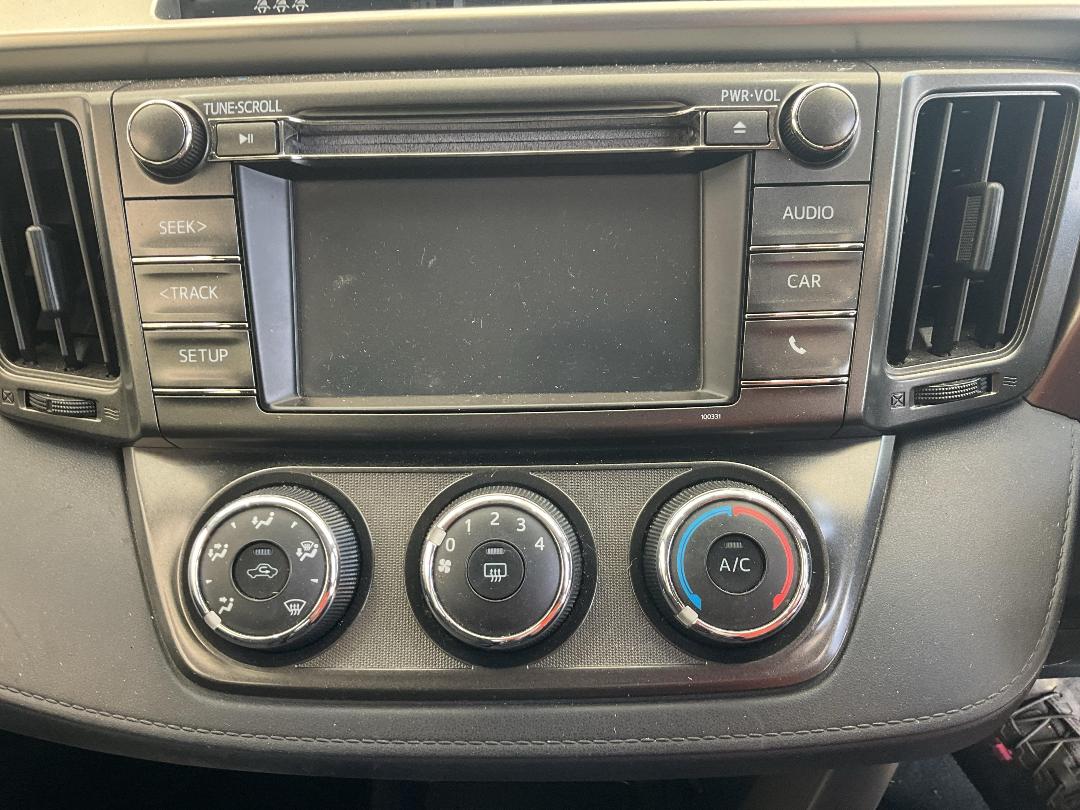 Photo '11' of Toyota Rav4 GX SUV