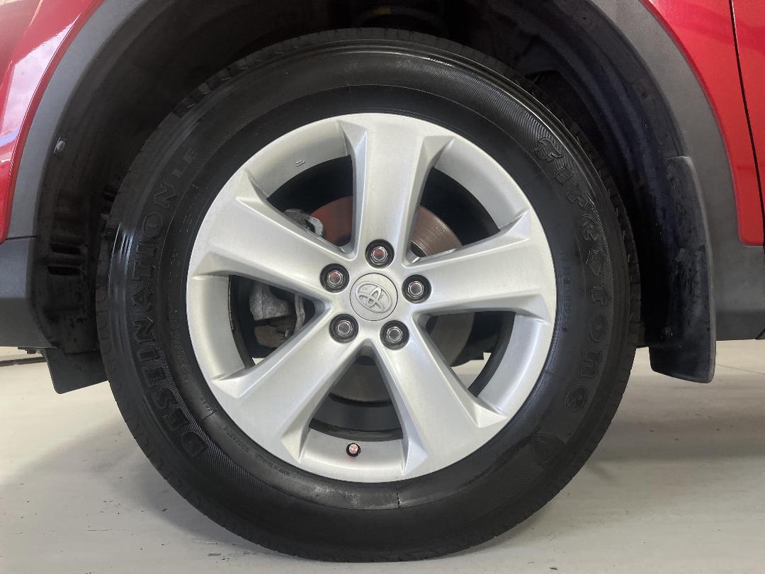 Photo '10' of Toyota Rav4