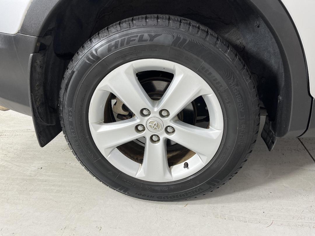 Photo '12' of Toyota Rav4