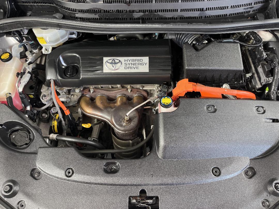 Photo '13' of Toyota SAI Photo '13' of Toyota SAI