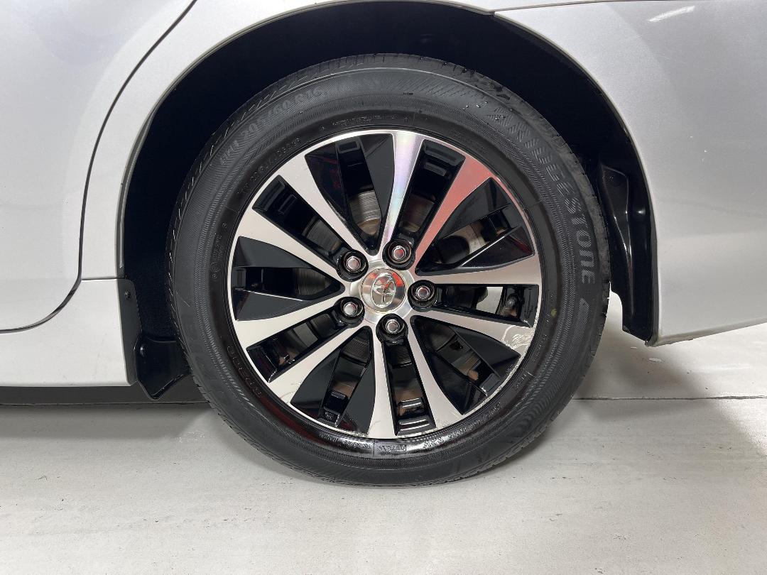 Photo '11' of Toyota SAI Photo '11' of Toyota SAI