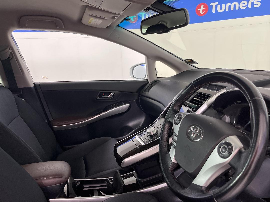 Photo '16' of Toyota SAI Photo '16' of Toyota SAI