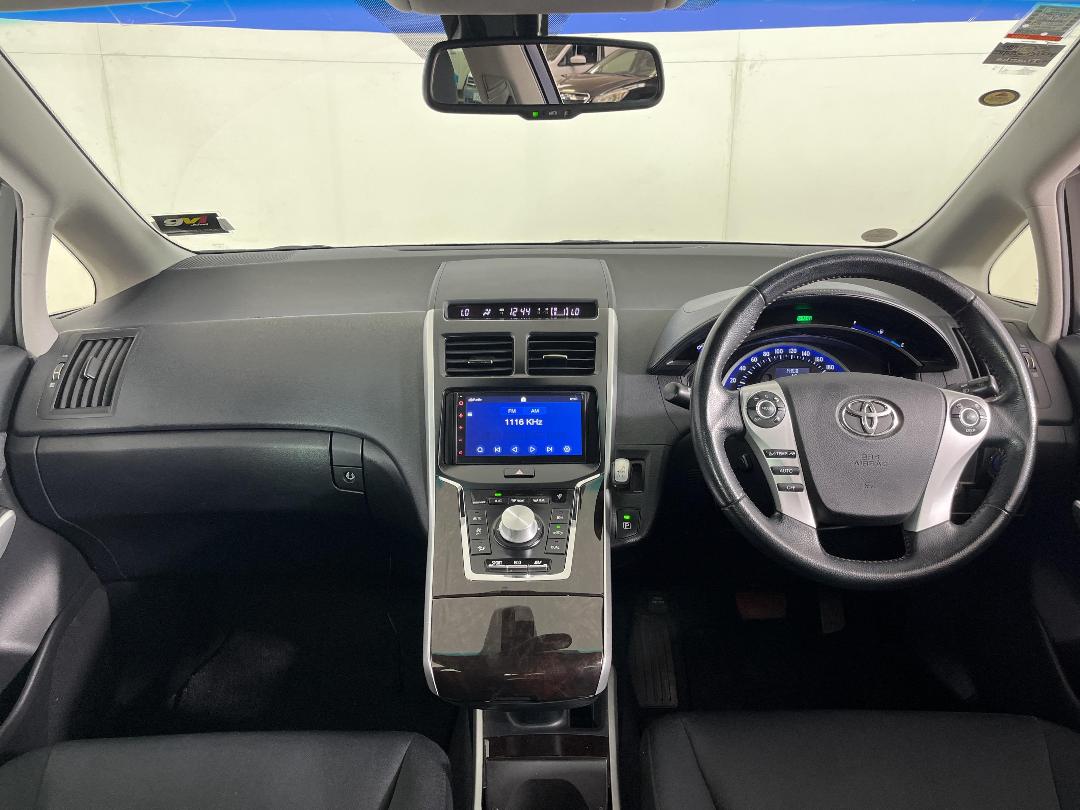 Photo '17' of Toyota SAI Photo '17' of Toyota SAI