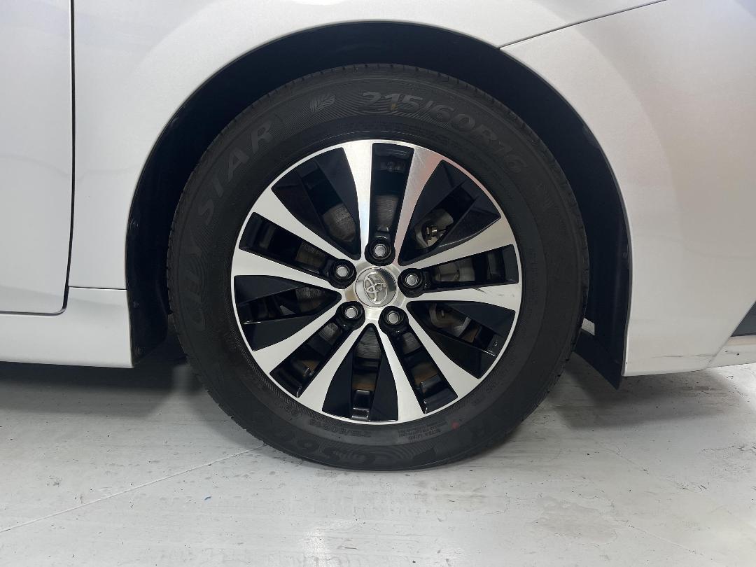 Photo '9' of Toyota SAI