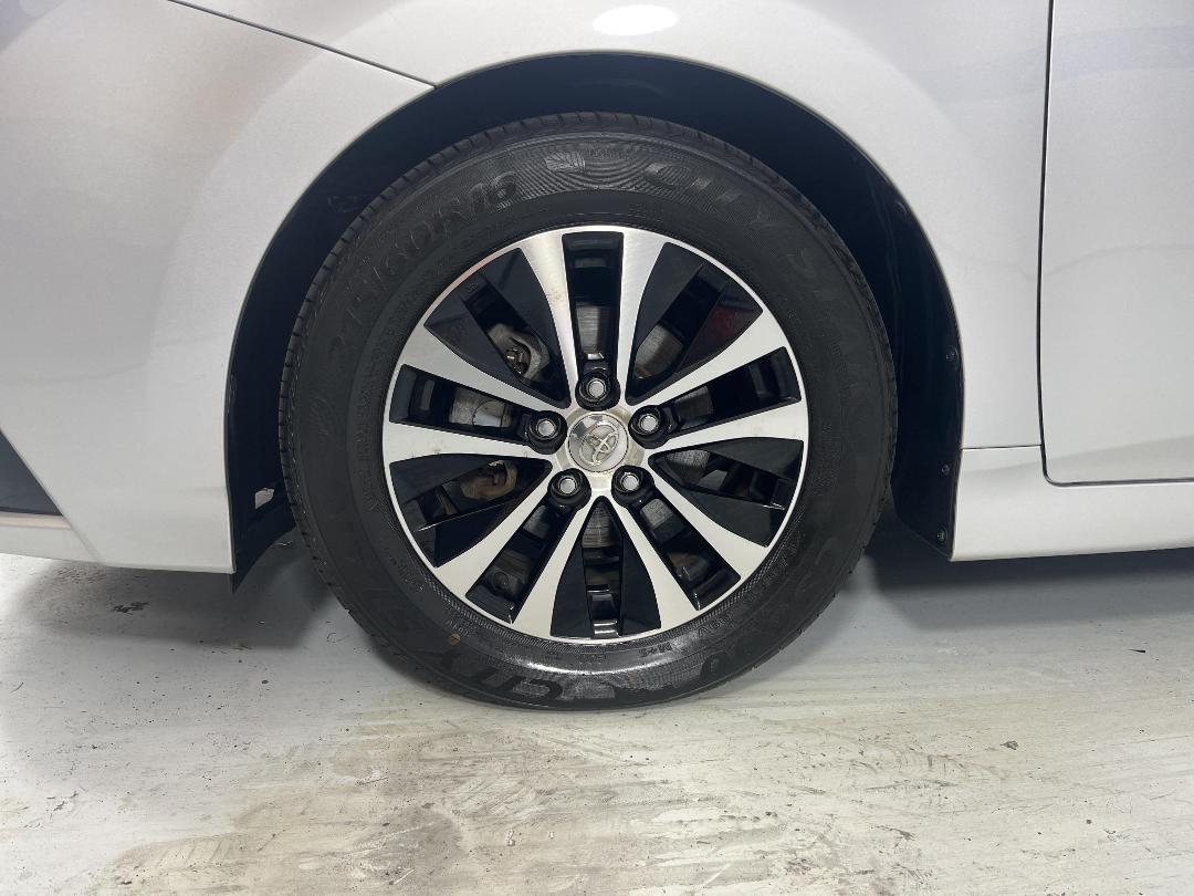 Photo '10' of Toyota SAI