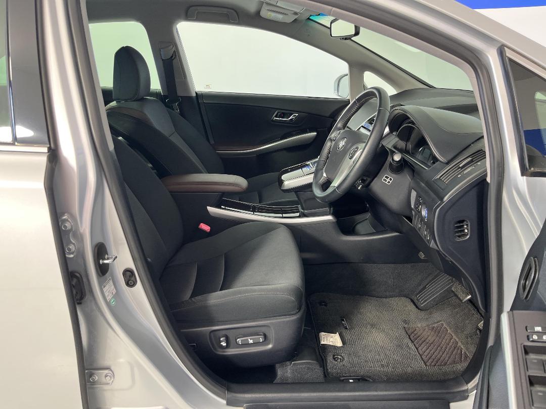 Photo '16' of Toyota SAI