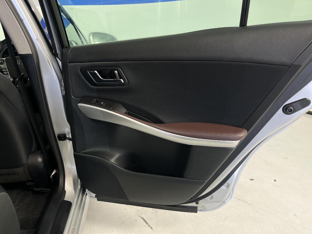 Photo '19' of Toyota SAI