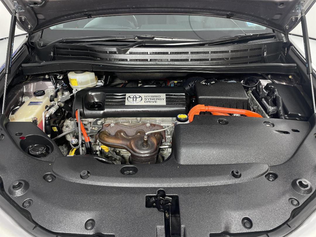 Photo '13' of Toyota SAI