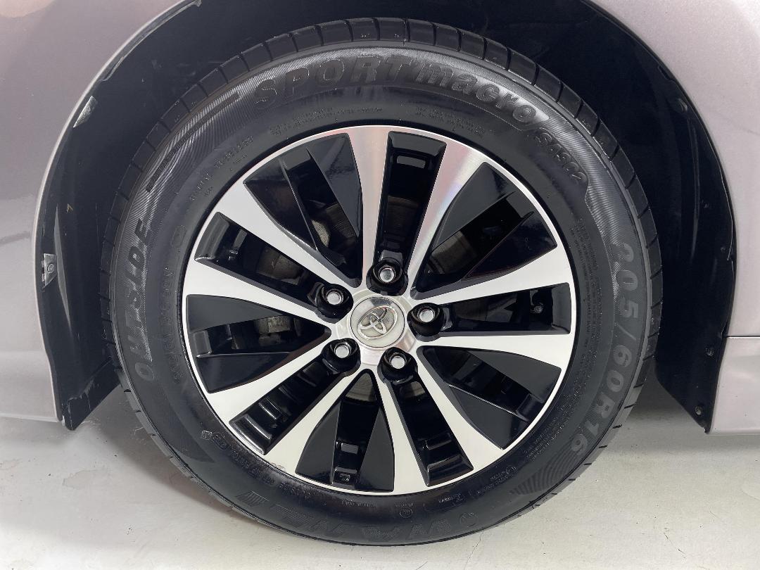 Photo '10' of Toyota SAI