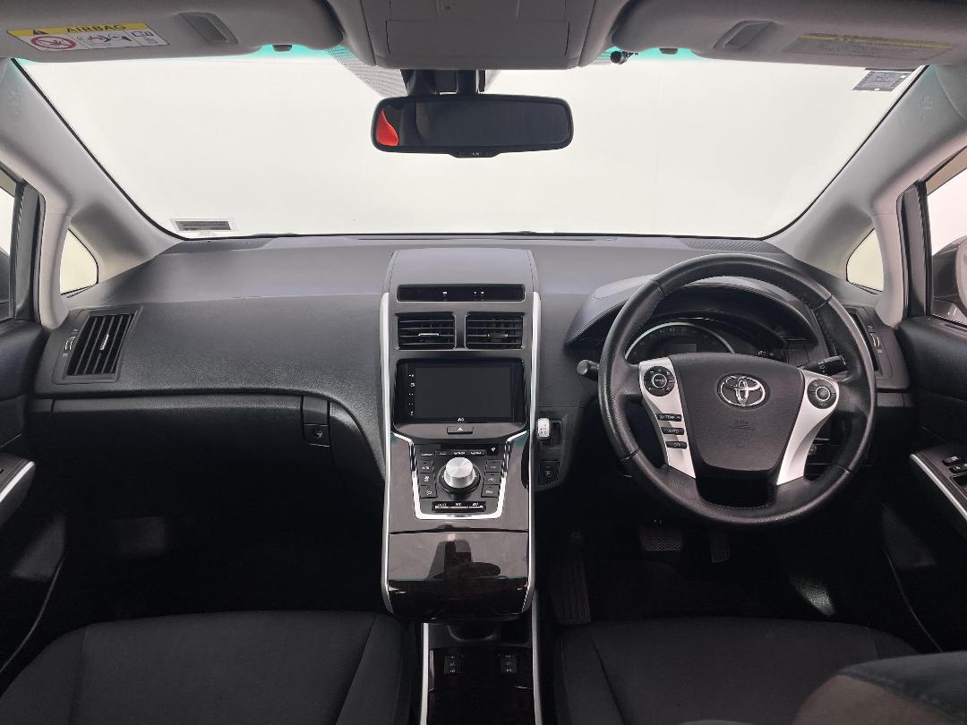 Photo '17' of Toyota SAI