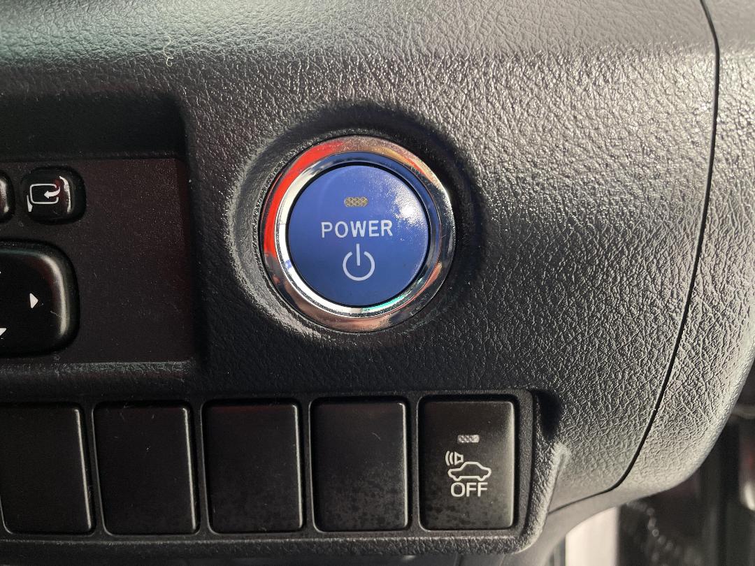 Photo '25' of Toyota SAI