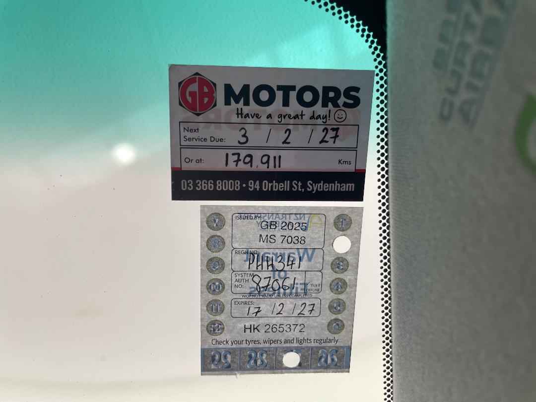 Photo '31' of Toyota SAI