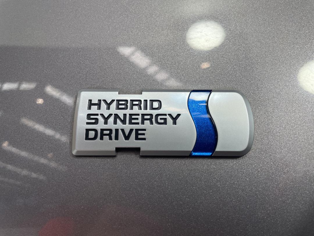 Photo '30' of Toyota SAI