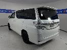 Thumbnail '10' of Toyota Vellfire