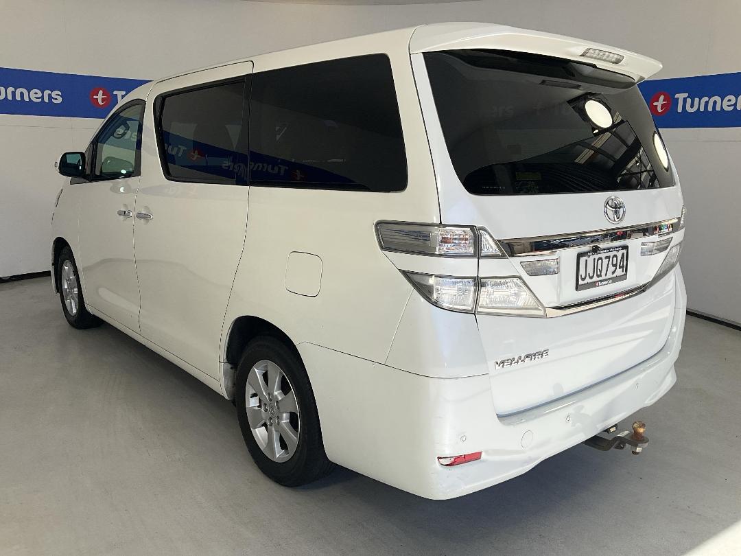 Photo '5' of Toyota Vellfire