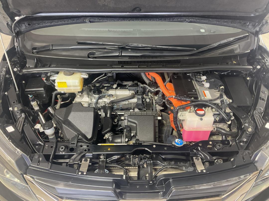 Photo '13' of Toyota Voxy Photo '13' of Toyota Voxy