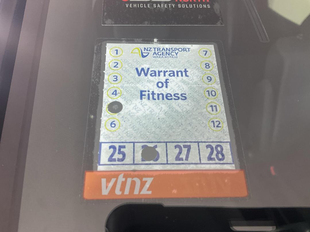 Photo '22' of Toyota Voxy Photo '22' of Toyota Voxy