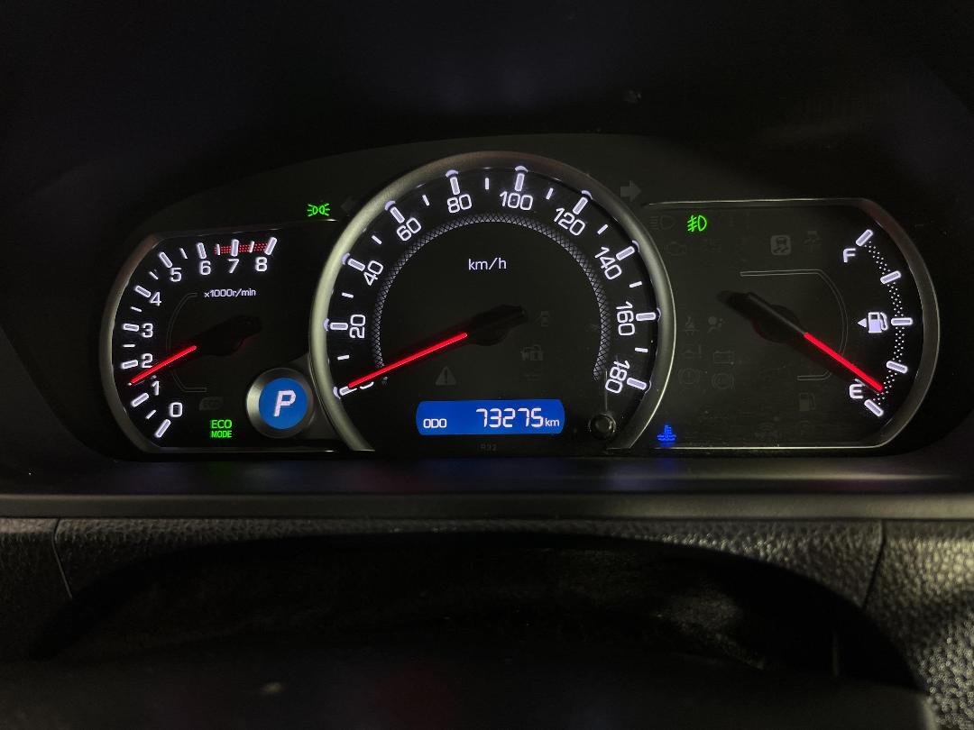 Photo '20' of Toyota Voxy Photo '20' of Toyota Voxy