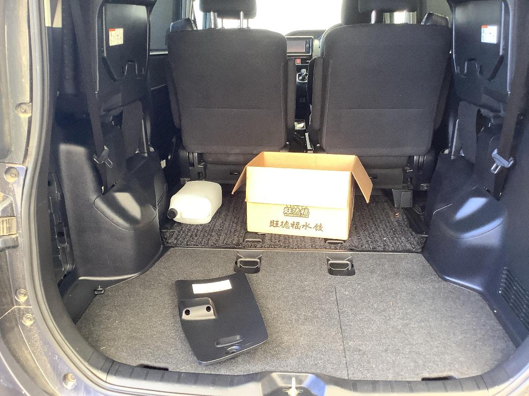 Photo '7' of Toyota Voxy Photo '7' of Toyota Voxy