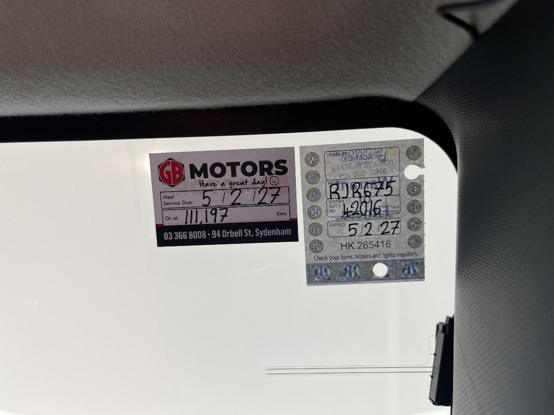 Photo '26' of Toyota Voxy