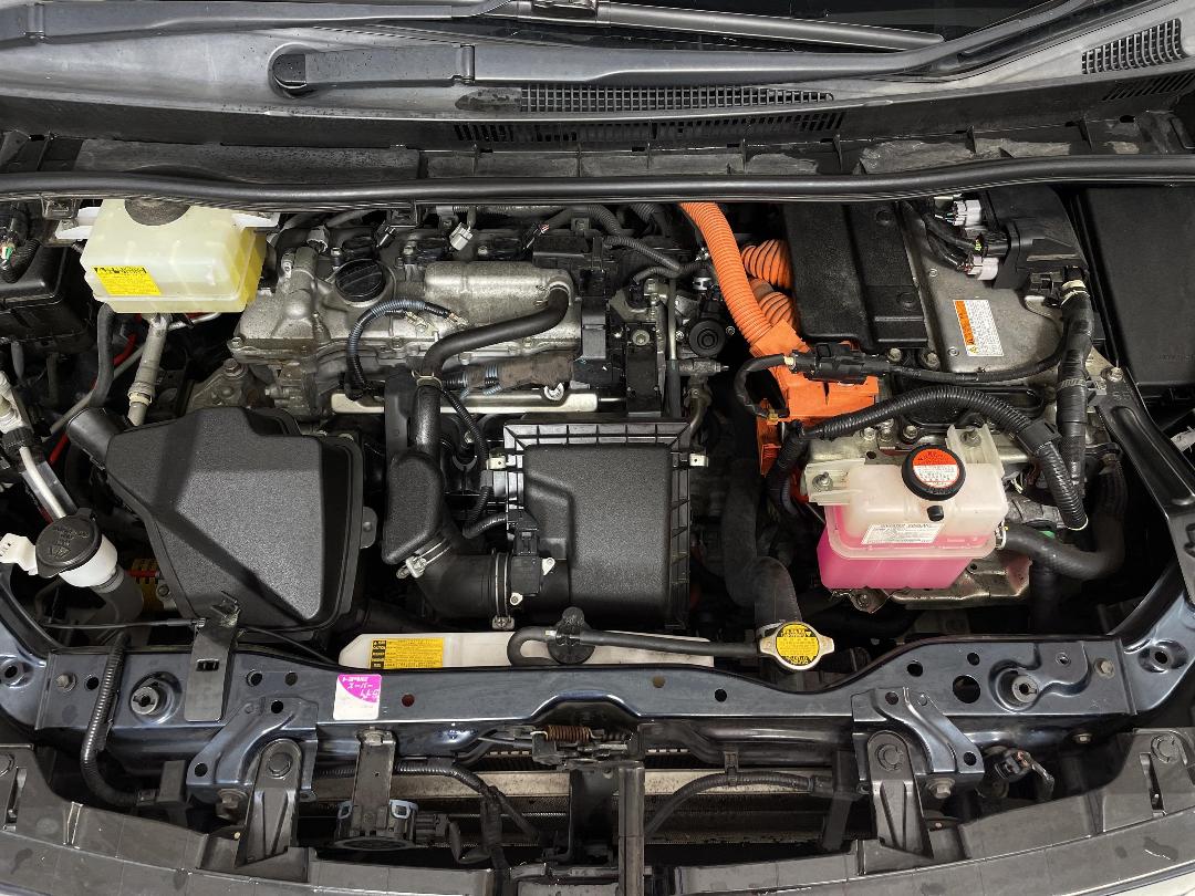 Photo '13' of Toyota Voxy