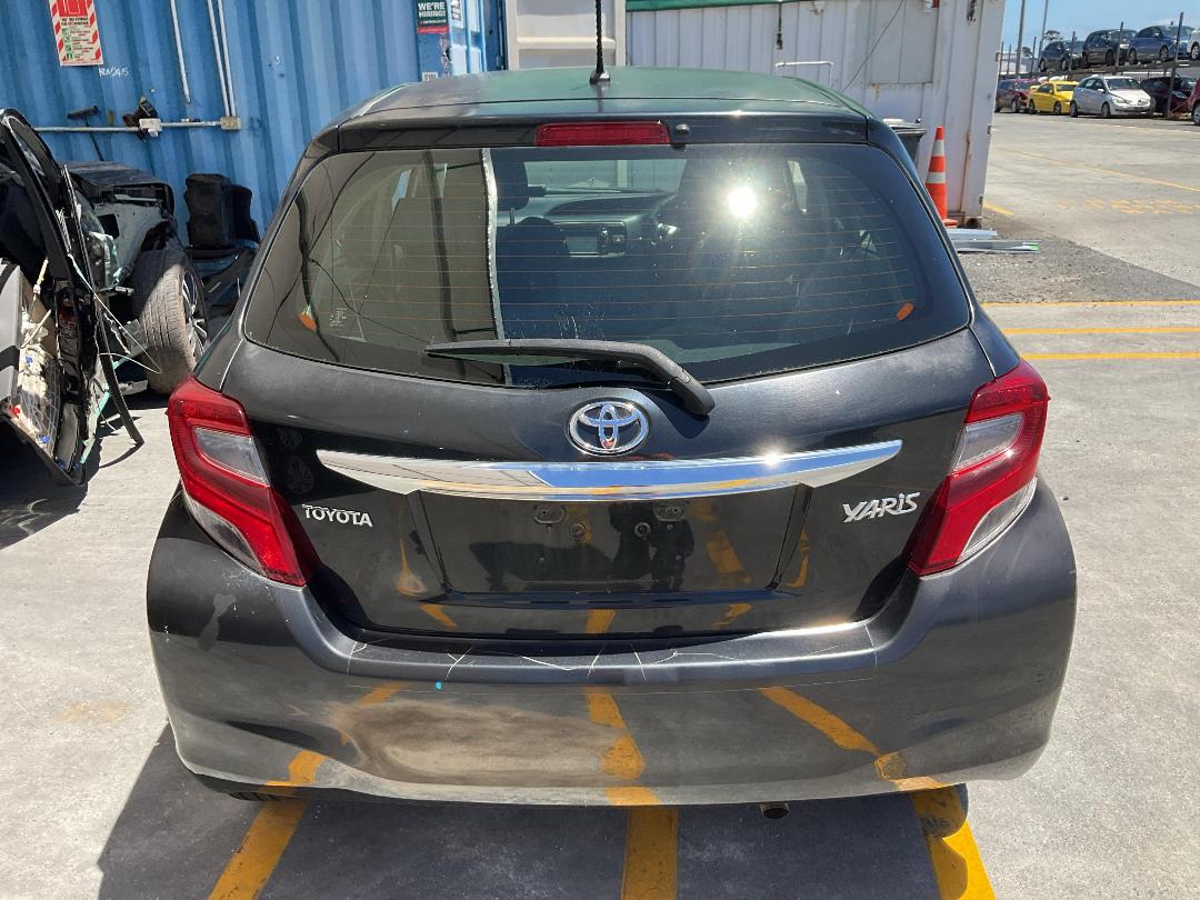 Photo '15' of Toyota Yaris GX Photo '15' of Toyota Yaris GX