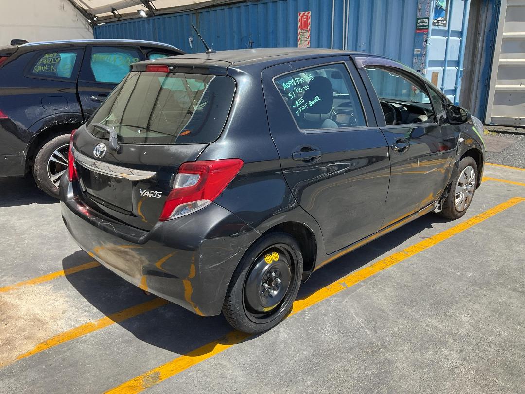 Photo '17' of Toyota Yaris GX Photo '17' of Toyota Yaris GX